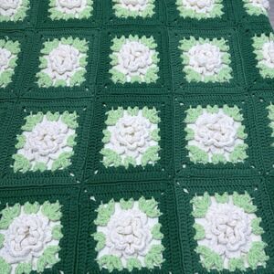 Handmade Crochet Afghan Throw 3D Flowers Granny Squares 79 x 44 Green White
